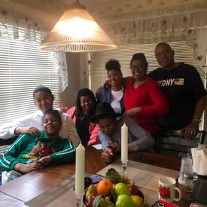 Meet your Posher, Cynthia